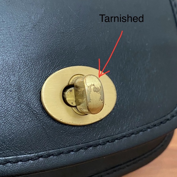 Vintage Black Leather Turnlock Mini Crossbody Bag - Picture 15 of 16